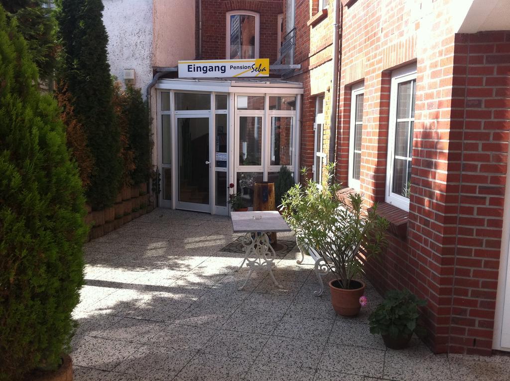Pension Seba Grevesmuehlen Buitenkant foto